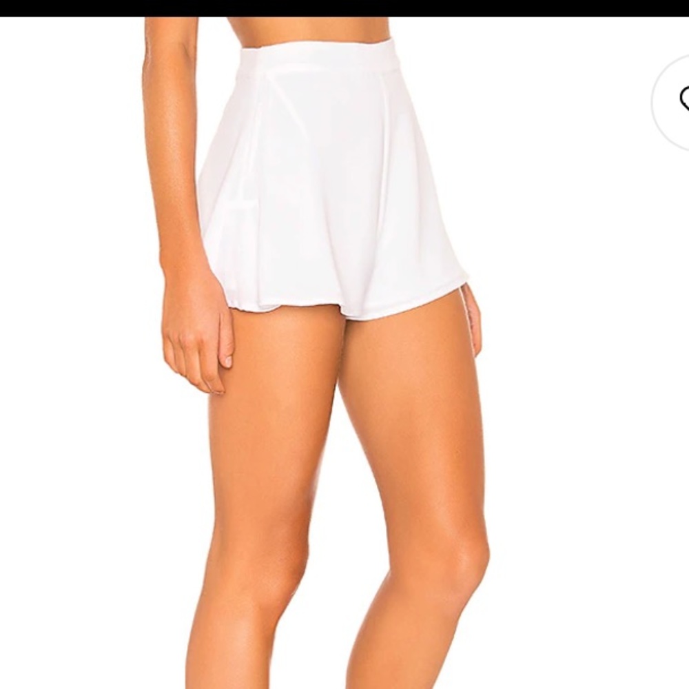 Flutter Shorts In White - image 3
